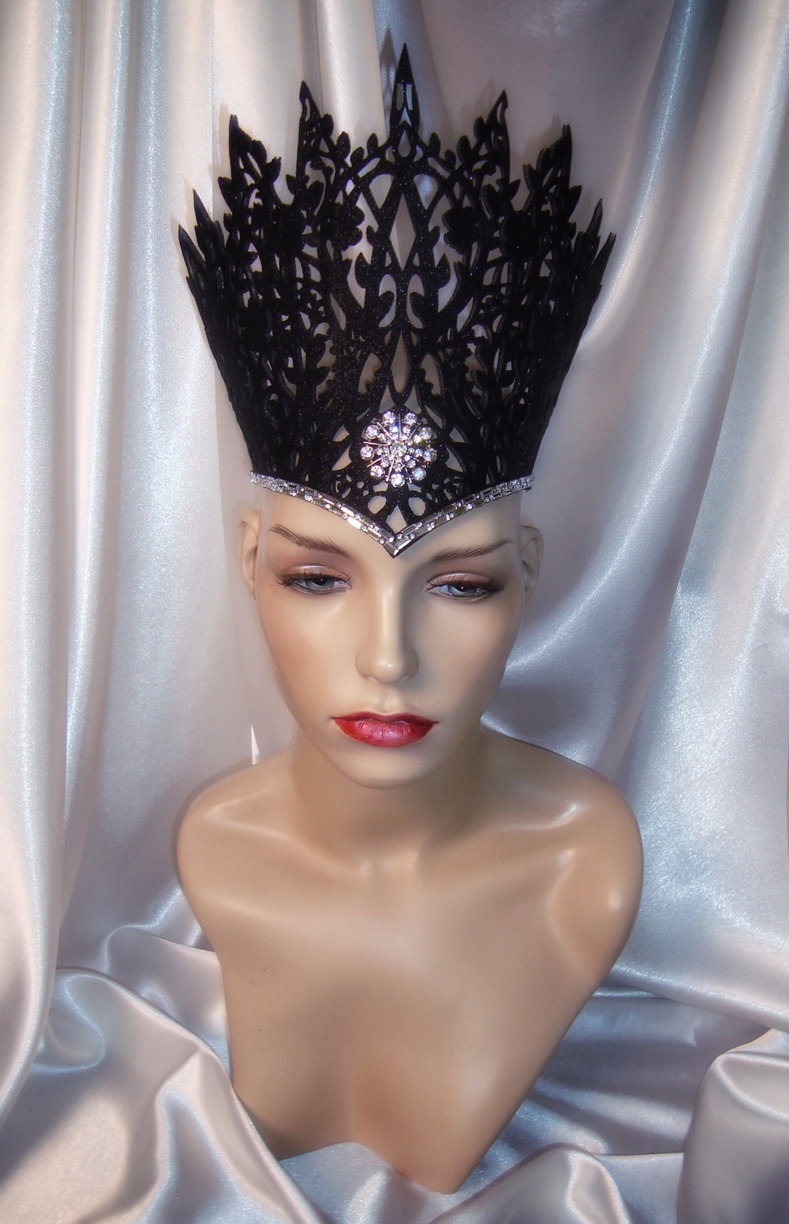 Black Crown Evil Queen Crown Queen Ravenna Crown Regina Etsy