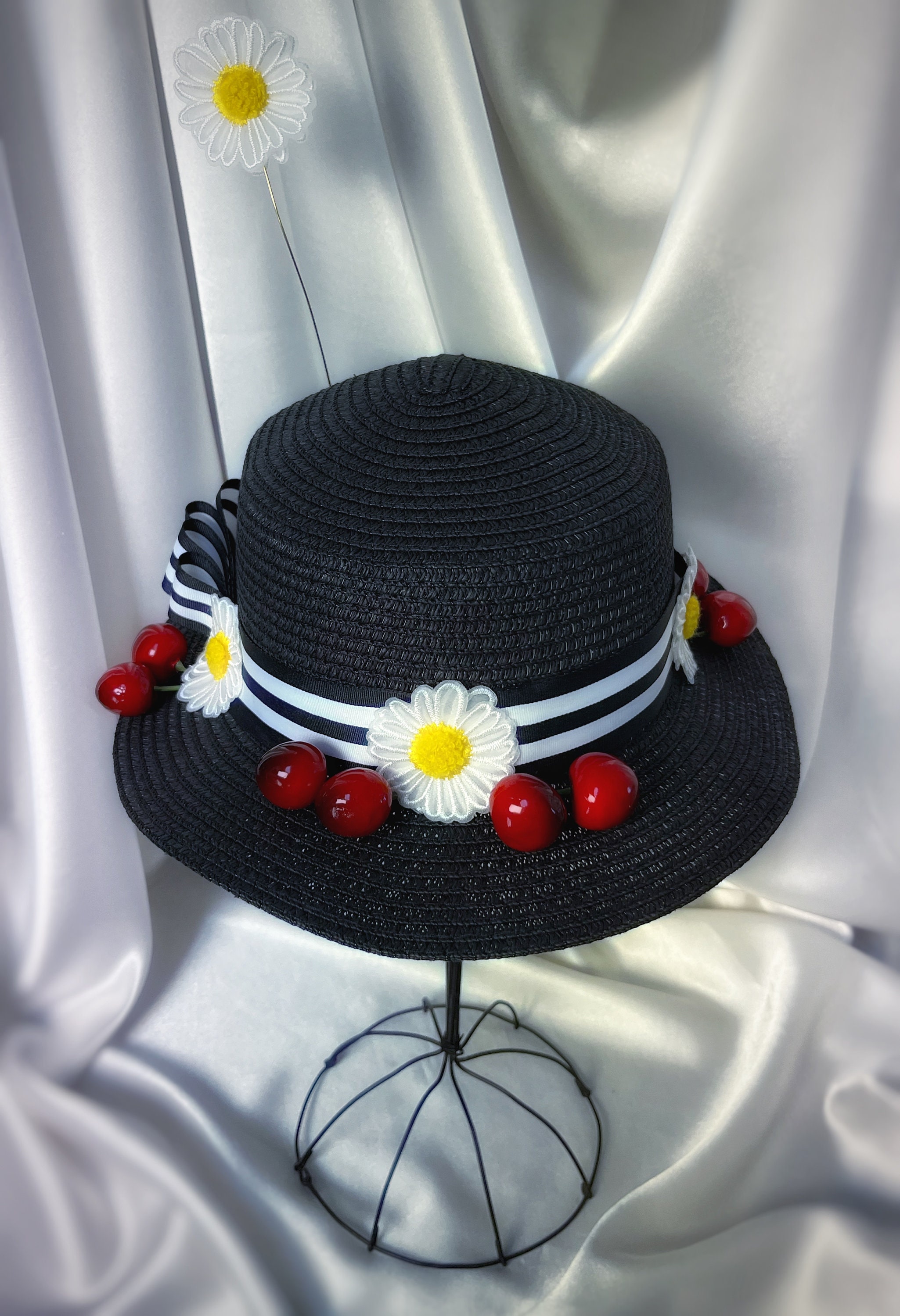 Vintage Classic Black - Mary Poppins Hat Tabi main image 3