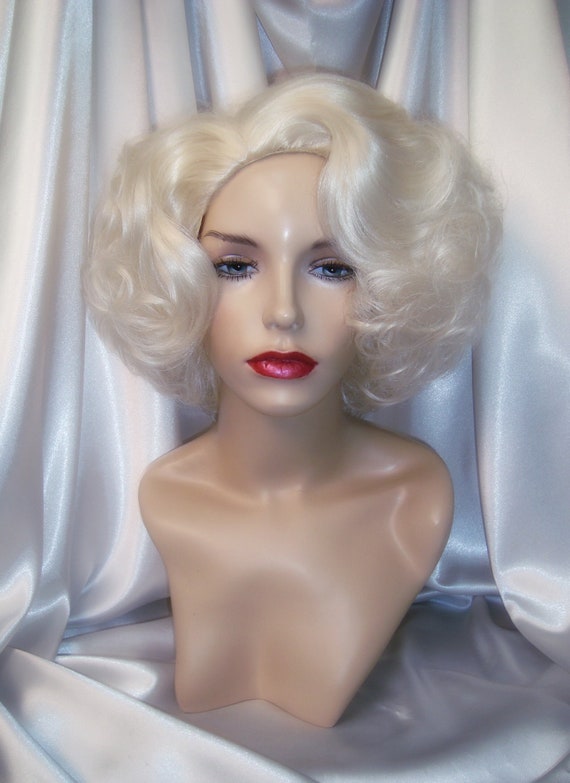 Bombshell Wig (Marilyn Monroe) Bombshell Wig (Marilyn Monroe)