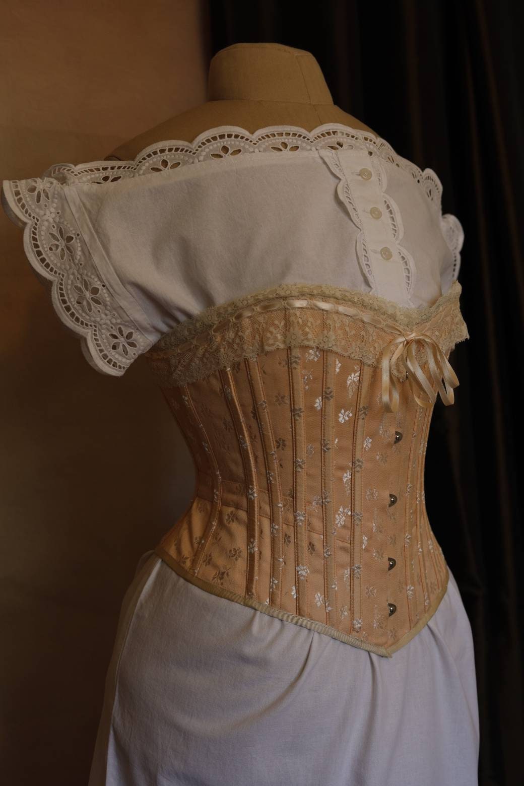Custom-made Victorian Inspired Corset - Vintage Style Corset  display picture 2