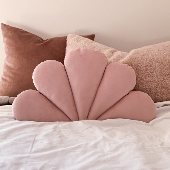 Pale pink velvet cushions Clearance
