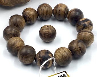 HQ Wild Agarwood Natural Bracelet 16mm 29,04 grams Tarakan North Kalimantan .沉香木手链16毫米29,04克Tarakan北加里曼丹