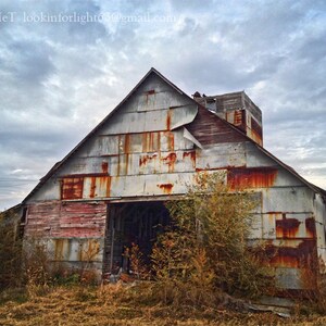Barn Photography, Indiana Rustic Barn, Photo Art, Vintage Indiana Photo, Midwest Country Art, Midwestern Photo Art, Indiana Rustic Tin Barn