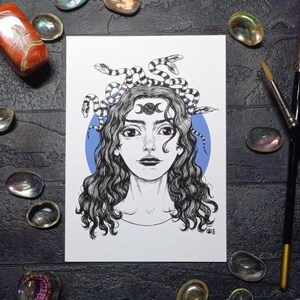 Disegno strano di serpenti di Ecate, stampa artistica oscura, poster occulto surreale, decorazione da parete con illustrazione fantasy, altare wiccan stregonesco, regalo magico gotico