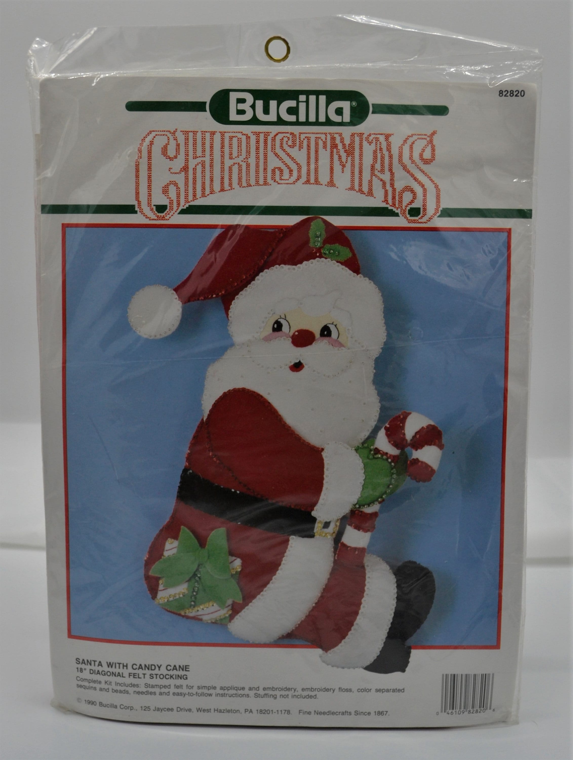 Bucilla Felt Applique Christmas Stocking Kit Santa and Friends 18 Felt  Applique Stocking Making Kit Perfect for DIY Holiday Needlepoint Arts and  Crafts 89330E