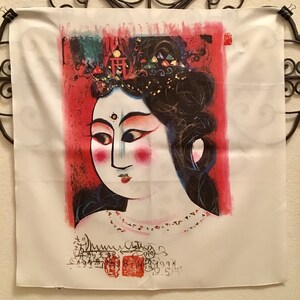 Exquisite Vintage Japanese Geisha Silk Painted Square 28 x 28 White Artistic Scarf