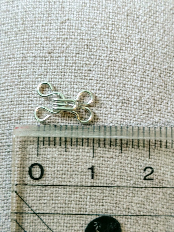 611mm Mini Hook and Eye, in Bronze and Gold Color, Hook and Eye Clasp, for  Doll Sewing Projects, Mini Craft Supply 