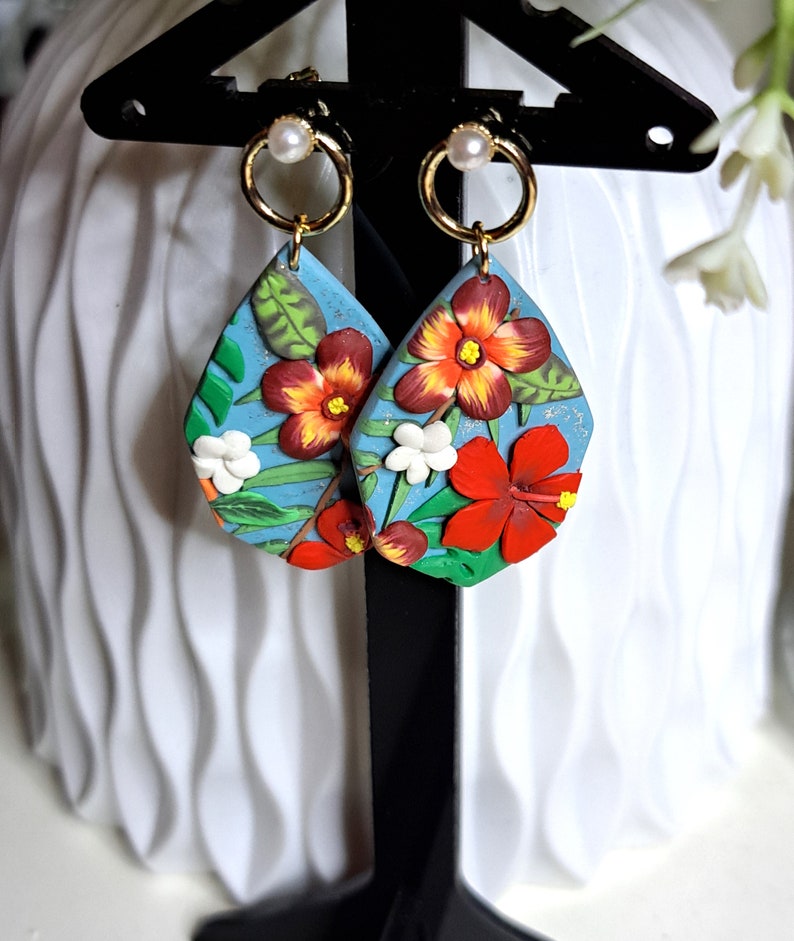 Polymer Clay Earrings,Hibiscus Flower Earrings, 3D Handmade Earrings, Monstera Earrings, Flower Earrings, Dangle Earring zdjęcie 6