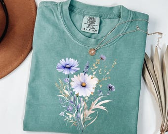 Koszula Comfort Colors® Blue Flower Bouquet, Koszula dla miłośników kwiatów, Koszula w kwiaty w stylu retro, Koszula w kwiaty, Koszula damska z motywem roślin, Prezent dla miłośnika natury