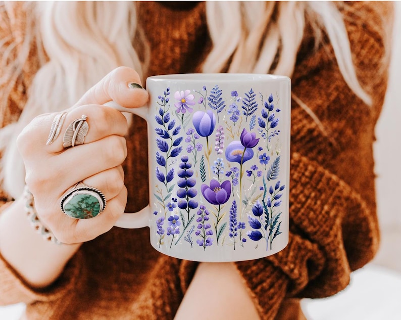 Boho Lila Vildblommor Cottagecore Kaffemugg, Blommor Mugg, Pastell Blommig Natur Mugg, Vildblommor Tekopp, Blomsterträdgårdsälskare, Present till henne bild 5