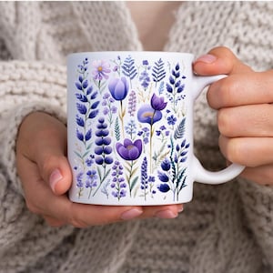 Boho Lila Vildblommor Cottagecore Kaffemugg, Blommor Mugg, Pastell Blommig Natur Mugg, Vildblommor Tekopp, Blomsterträdgårdsälskare, Present till henne bild 4