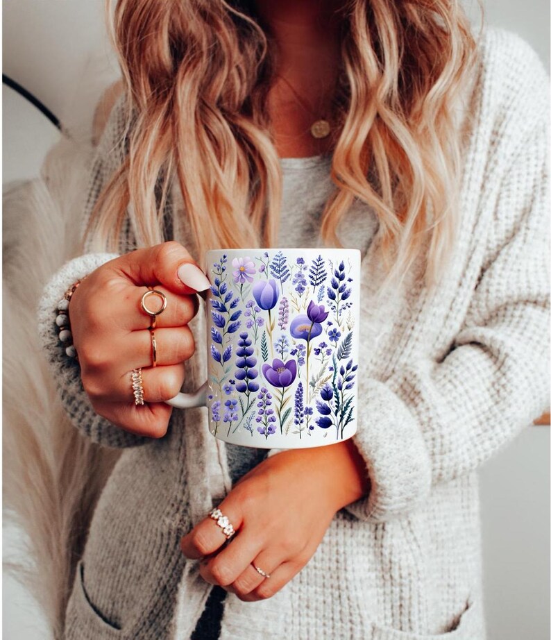 Boho Lila Vildblommor Cottagecore Kaffemugg, Blommor Mugg, Pastell Blommig Natur Mugg, Vildblommor Tekopp, Blomsterträdgårdsälskare, Present till henne bild 6