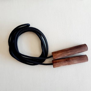 Jump Rope Adults skipping rope with wooden handles, jump rope exercise, sports and fitness image 3