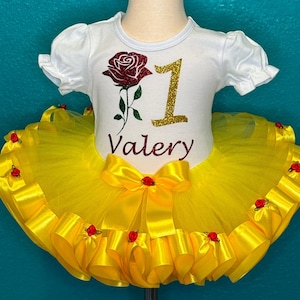 Belle Geburtstag Tutu Outfit Mädchen personalisierte Kleid