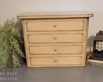 Cubierta de TV de madera estilo granja rústica