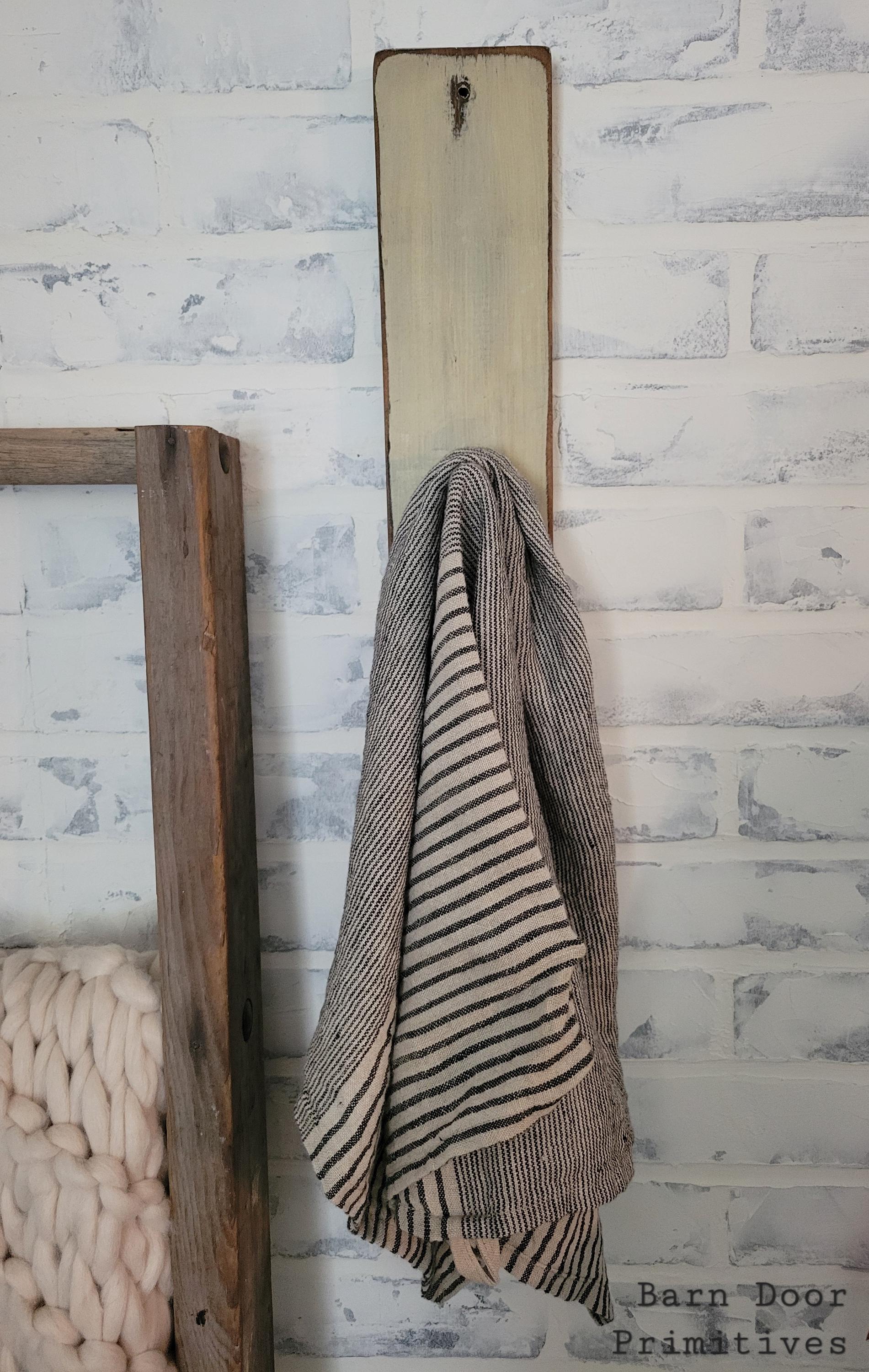 Primative Towel Racks Primitive Wooden Peg Towel Holder - Etsy