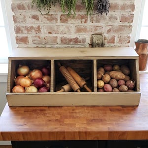 Large Primitive Farmhouse Vegetable Cubby Bin