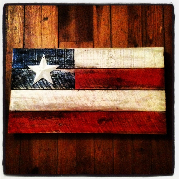 Items similar to Rustic Pallet wood American Flag Wall Art