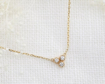 14k solid gold diamond trio necklace, dainty three diamond floating necklace, simple natural white diamond necklace, 14k gold chain