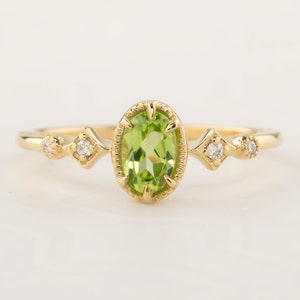 Peridot statement ring, Oval peridot solitaire ring, Unique peridot ring, Peridot jewelry, July birthstone ring, Unique July birthday gift