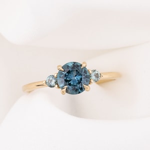 Round Blue Montana Sapphire Ring, Blue Montana Sapphire Engagement Ring, Montana Sapphire Three Stone Ring One of a kind ring, 14k gold ring
