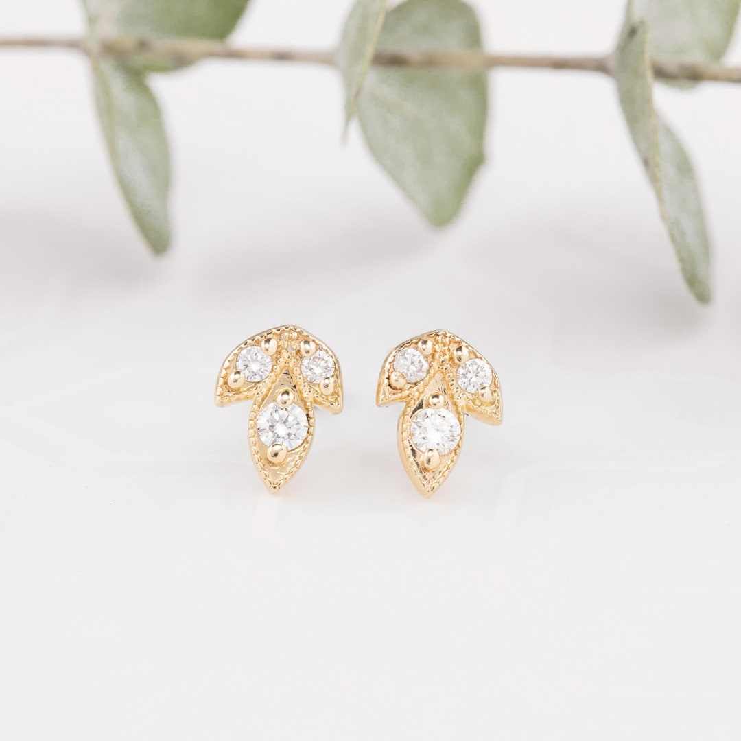 White Leaf Stud Earrings main image 0