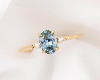 Oval Blue Montana Sapphire Engagement Ring, Vintage inspired three stone ring, Oval blue sapphire engagement ring, Oval engagement ring gold