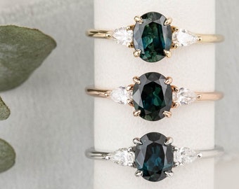 Oval Teal Blue Sapphire Engagement ring, Teal Sapphire Oval Engagement Ring, 3 stone Oval Pear Engagement Ring Queensland Madagascar Ring