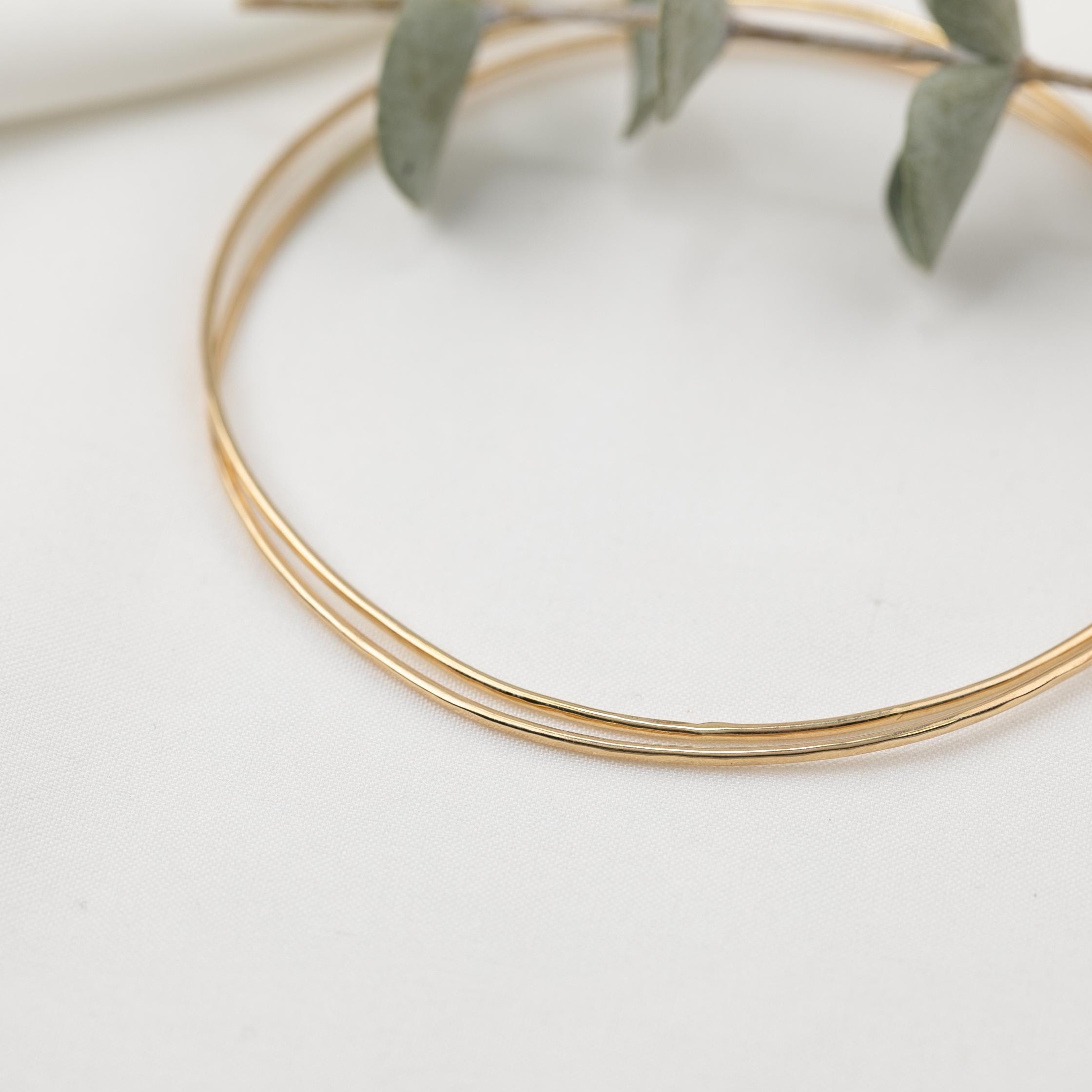 22k Yellow Gold Simple Spiral Ball Bangle - BAN JBJ054825-A