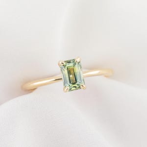 Smaragdschliff Montana Madagaskar Saphir Solitär Verlobungsring, Einfache Saphir Ring, Minimalist, Sapphire Verlobungsring