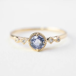 Anillo de compromiso con zafiro azul de Ceilán natural, anillo de compromiso alternativo con zafiro azul sin calentar, anillo de zafiro azul de talla rosa en oro amarillo de 14 k