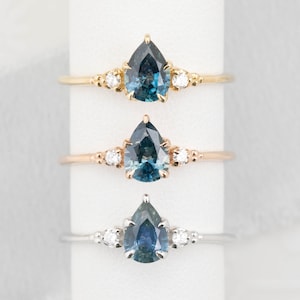 Pear Cut Blue Montana Sapphire Ring 14k gold, Green Sapphire Unique three stone ring, Alternative engagement ring Vintage inspired ring