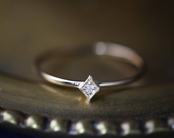 Anillo de estrella de un solo diamante, oro de 14k, oro rosa, oro blanco, anillo de pila de oro delgado, anillo de estrella delicada, diamante de 1,5 mm, anillo de inspiración vintage