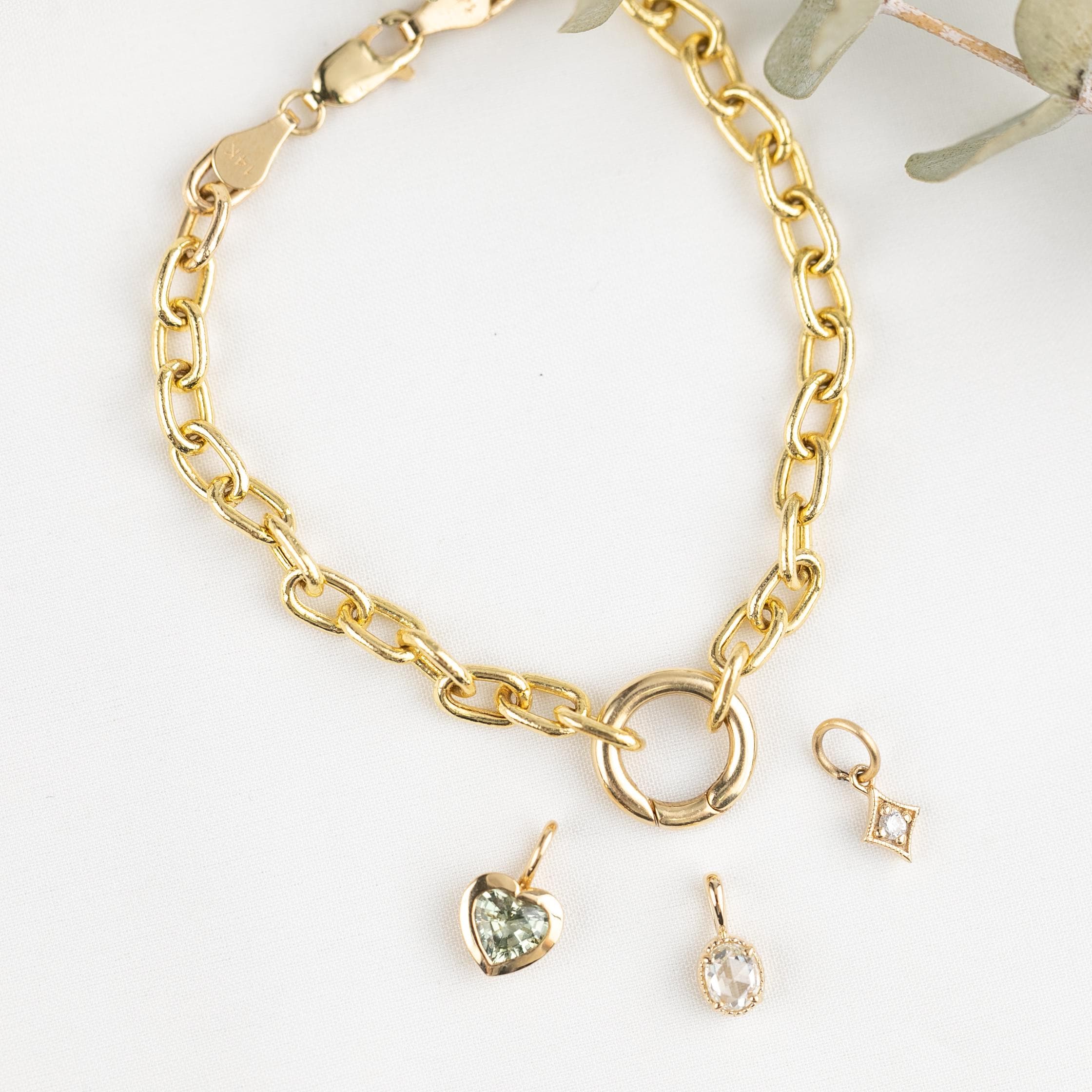 14Kゴールドチャームホルダーブレスレット、14Kゴールド細長いケーブル 