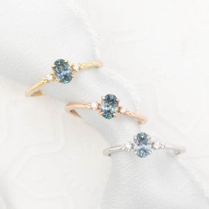 0.6ct Montana blauer Saphir Ring, massiv 14k Gold, Montana Saphir Ring, drei Stein Verlobungsring, blauer Saphir Ring, Montana Saphir Ring