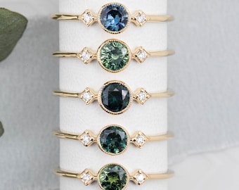 Roung Green Sapphire Ring, Peacock Green Sapphire, Three stone ring, alternative engagement ring, Teal green sapphire ring, solid 14k gold