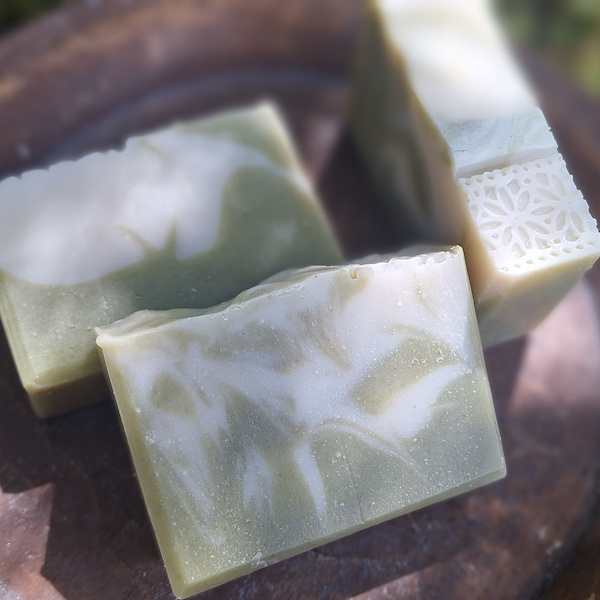 COCONUT LIME Artisan Soap . Ecofriendly . Tropical Soap . Natural Cold Process . Woman Owned Business . Essential Oil Soap . Men's Soap