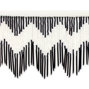 Beaded Fringe - Black and Chalkwhite Zig Zag - 4&quot; (1 Yard)