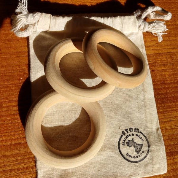 American Maple Teething Ring and Organic Cotton Bag