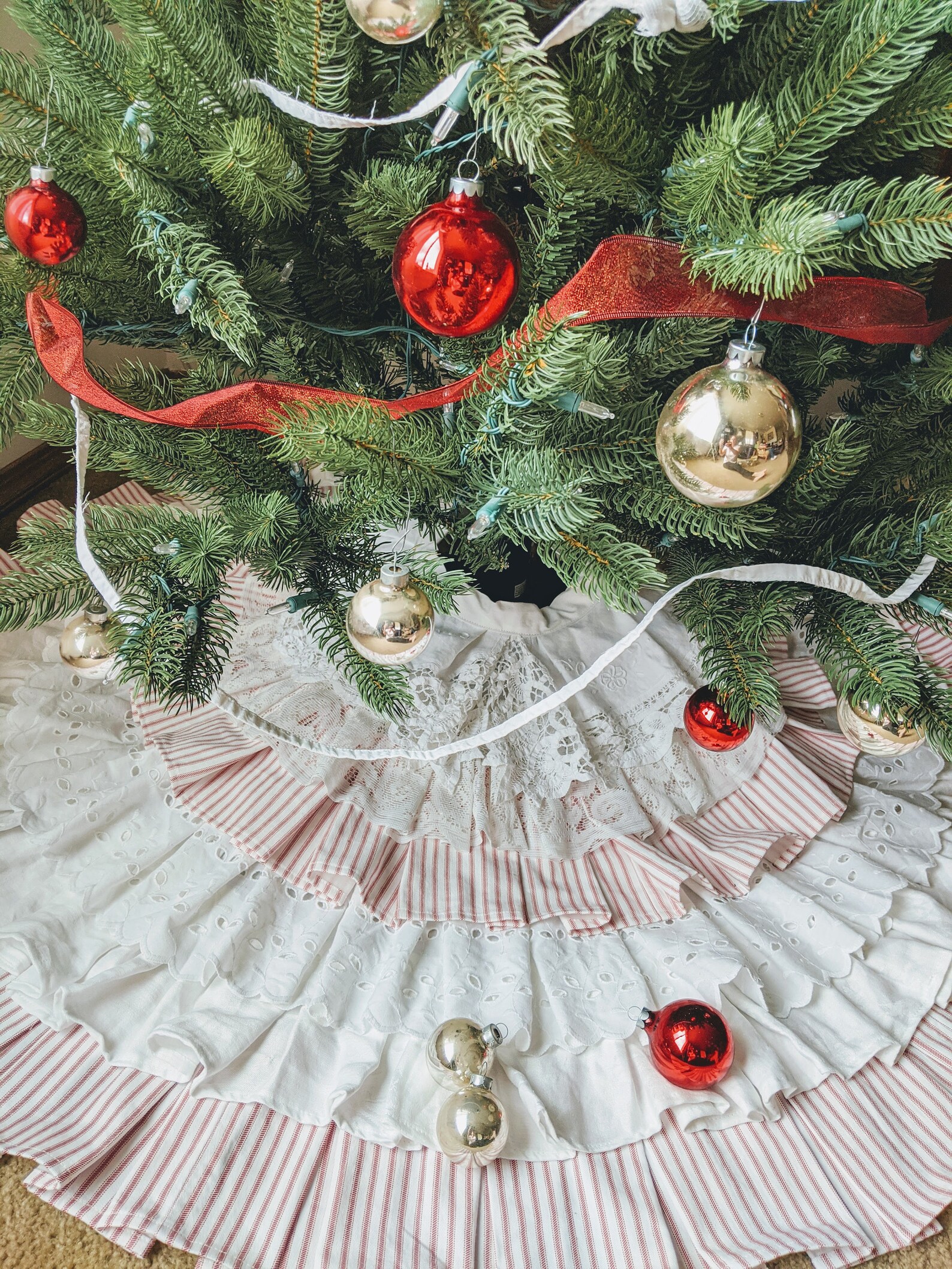 Modern Farmhouse Christmas Tree Skirt Farmhouse Decor Etsy