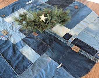 Denim Christmas Tree Skirt, Repurposed Jean Tree Skirt, Handmade Christmas Decor, Rustic Tree Skirt, Country Christmas Decor