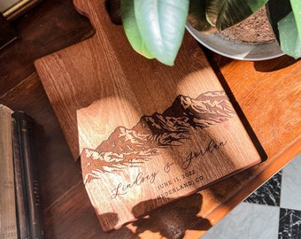 Mountain Wedding Gift Charcuterie Board, Wedding gift for mountain wedding Cabin Wedding Hiking Couple Gift Mother's Day Gift - 033