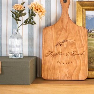 Charcuterie Board Personalized | wedding gift for Couple | with handle Monogrammed Cheese Board Engagement Gift Bridal Shower Gift - 065