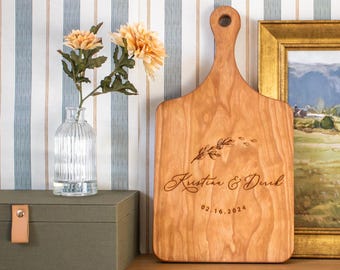 Charcuterie Board Personalized | wedding gift for Couple | with handle Monogrammed Cheese Board Engagement Gift Bridal Shower Gift - 065