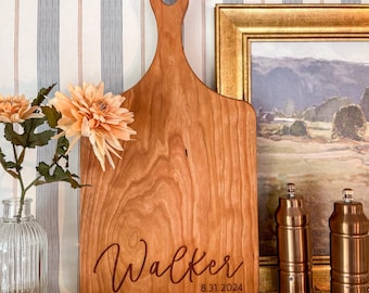 Personalized Charcuterie Board: Gift for Weddings, Engagements, Housewarming, Kitchens & Mother's Day | Make it a Gift Box