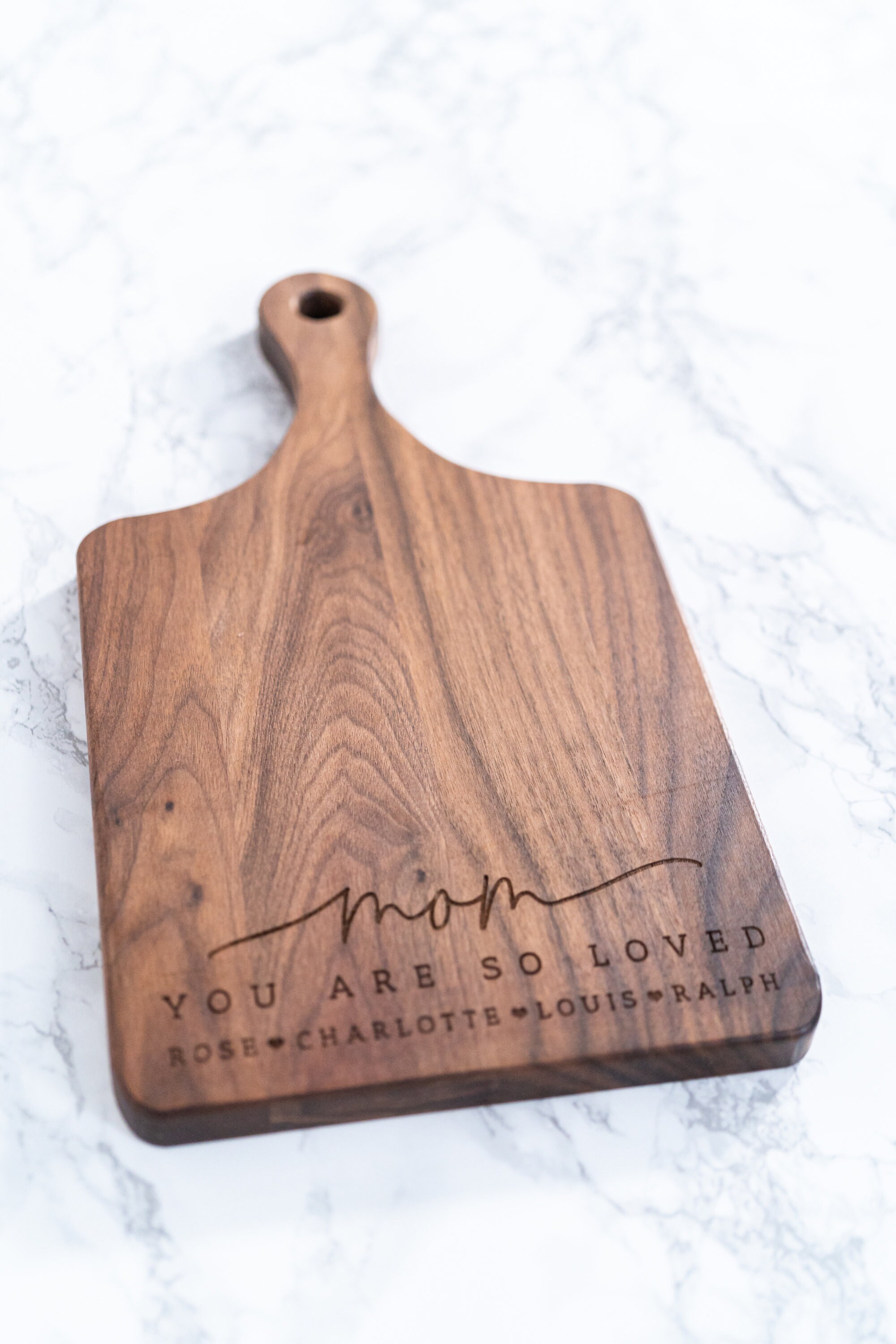 VINETEN Gifts for Mom - Cutting Board Engraved with Recipe Mom Verse -  Mother's Day Gift for Mom from Daughter or Son - 13 Inch Personalized