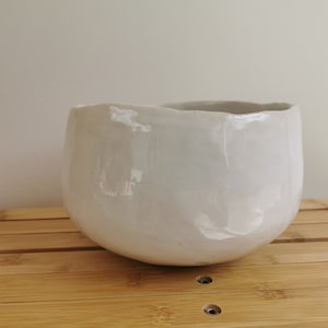 Large white stoneware salad bowl Blanc brillant