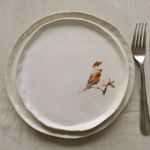 Assiettes en céramique avec oiseaux Gobe-mouche