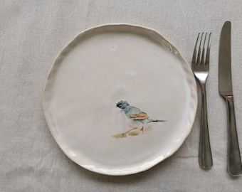 Plate with bird