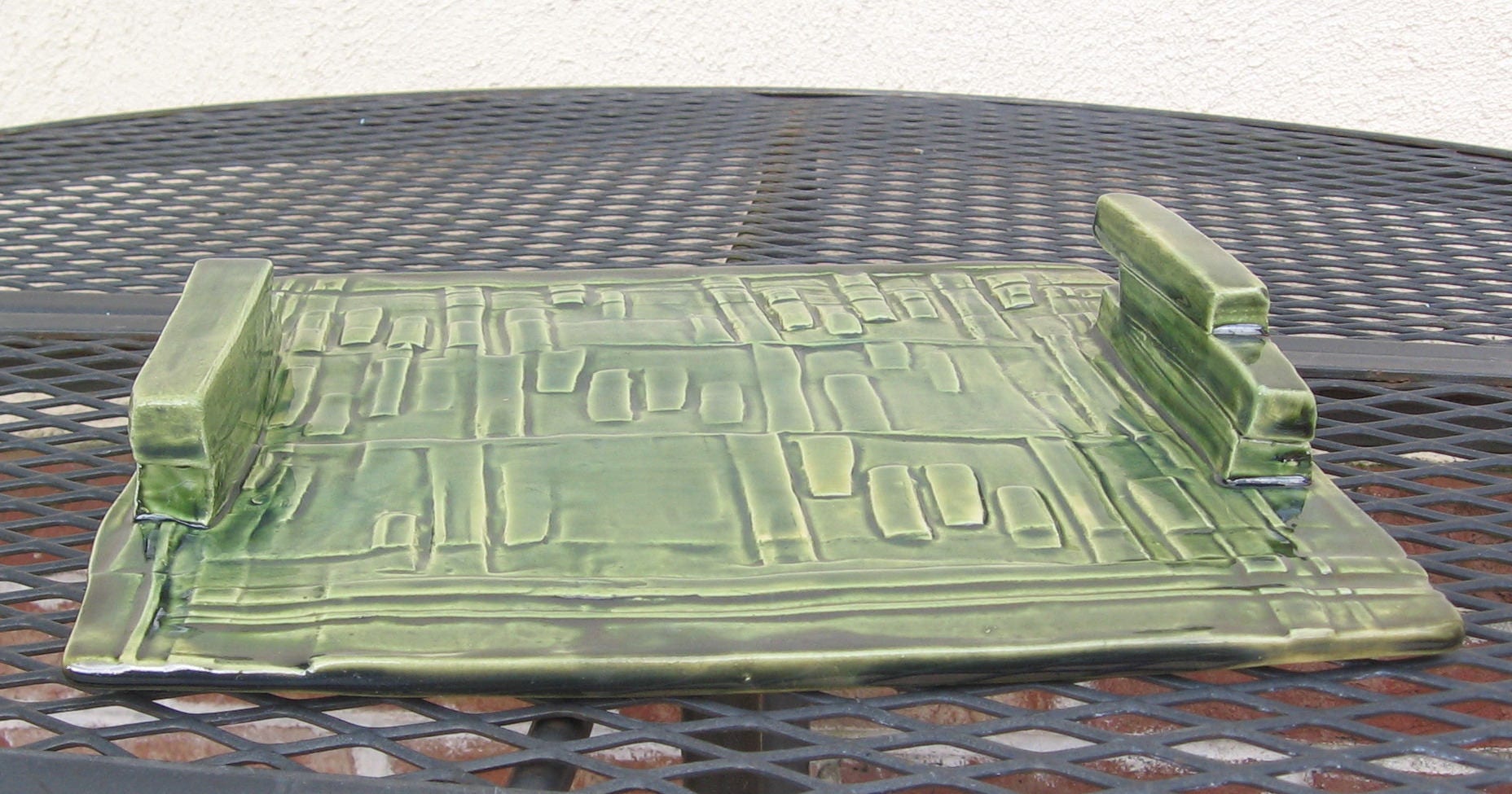 Plat en Faïence Vert